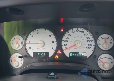 2005 Dodge Ram 1500 Slt/Laramie z USA, uszkodzony, nr VIN 1D7HU16D25J640340